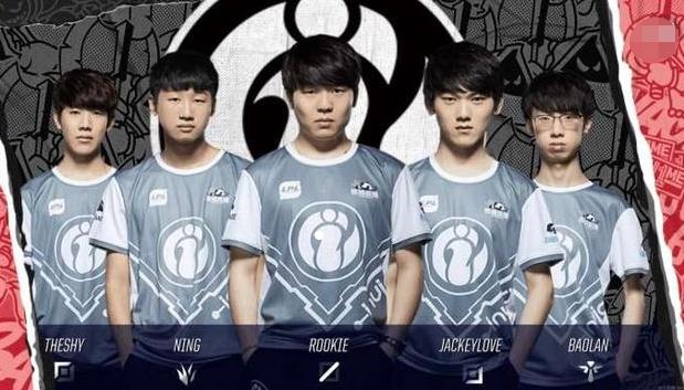 LPL 精彩瞬间： Flandre Sett悠闲地偷走了 Dragon 一拳！