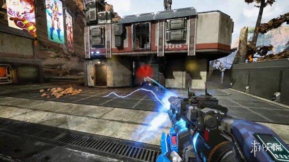 解说米勒参观拳头总部晒照：哎哟,看到两位熟人