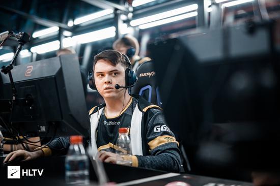 万众归来！Bin Kuisanti 太激动了！ CRISP 和 Poby 的精彩操作帮助 Top Esports 逆转 Bilibili Gaming 。